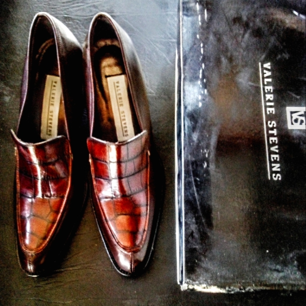 Women's dress shoes various brands! Buy them all or individually!